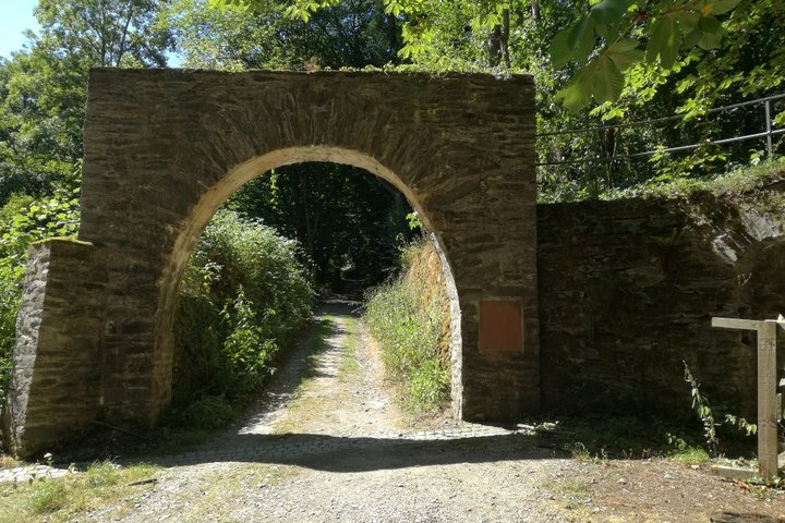 Torbogen Nähe Laukenmühle